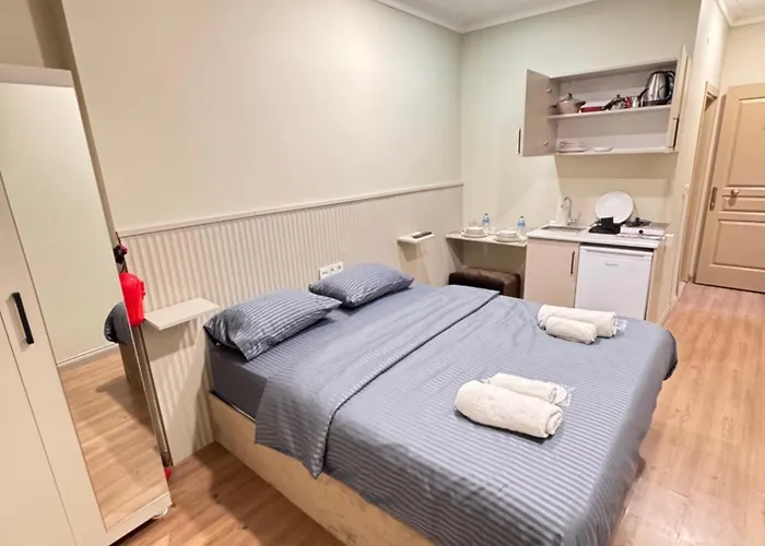 Renova Old Aparthotel *