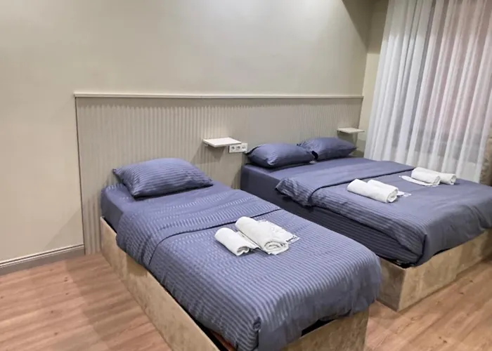 Apart Otel Renova Old 3*